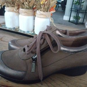 Dansko women shoes